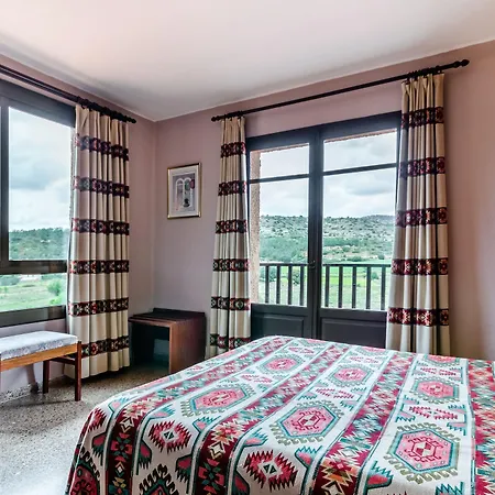Hotel Mora 3*