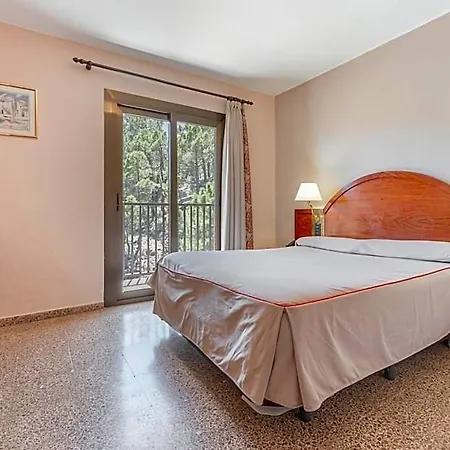 Mora Hotel 3*
