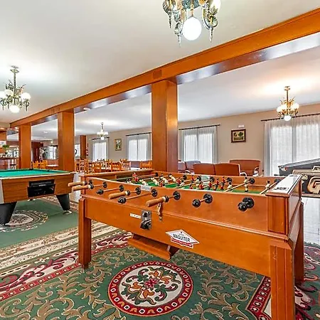 Hotel Mora 3*