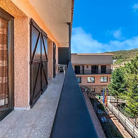 Mora Hotel 3*