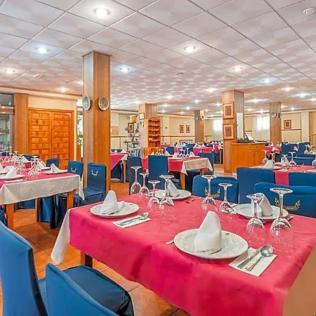Mora Hotel 3*